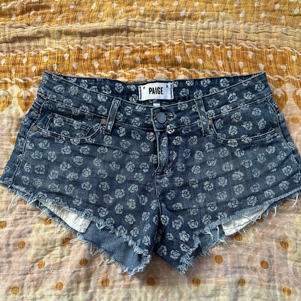 Paige Denim flower low rise cutoff shorts